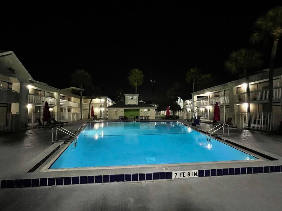 Newly Room In Cozy Hotel With Super Location To The Parks Kissimmee Exteriér fotografie